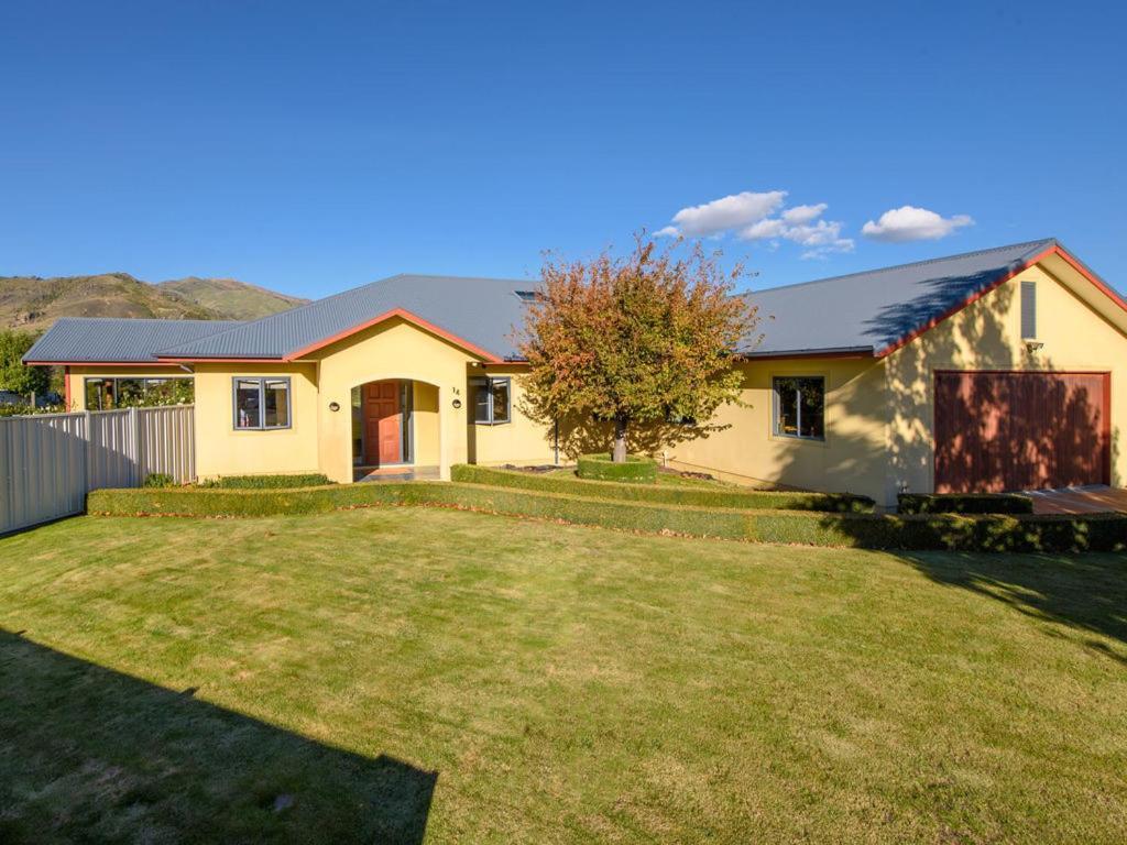 Kawarau Bay View - Cromwell Holiday Home Eksteriør bilde
